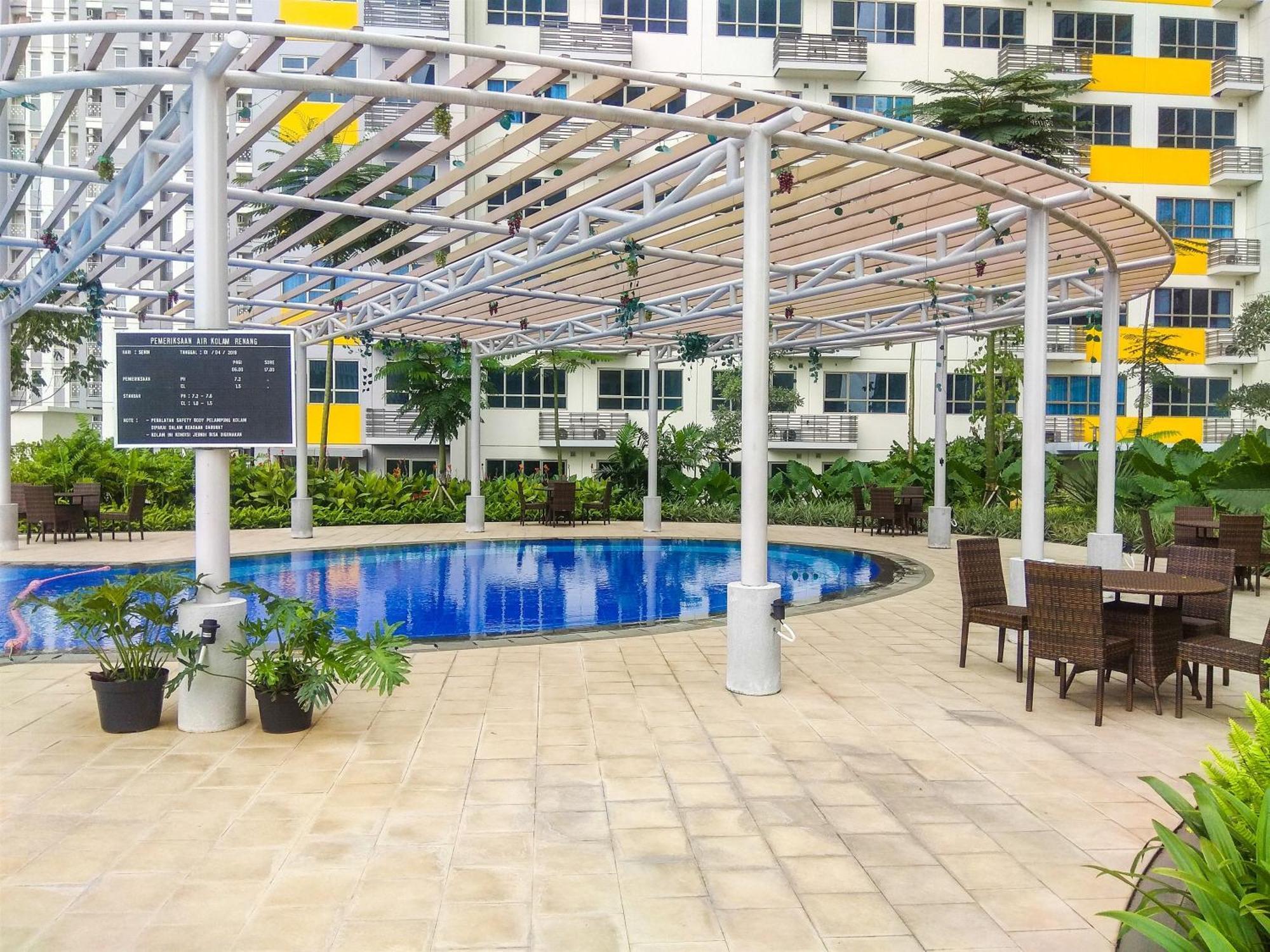 Simply At Springlake Summarecon By Travelio Apartemen Bekasi