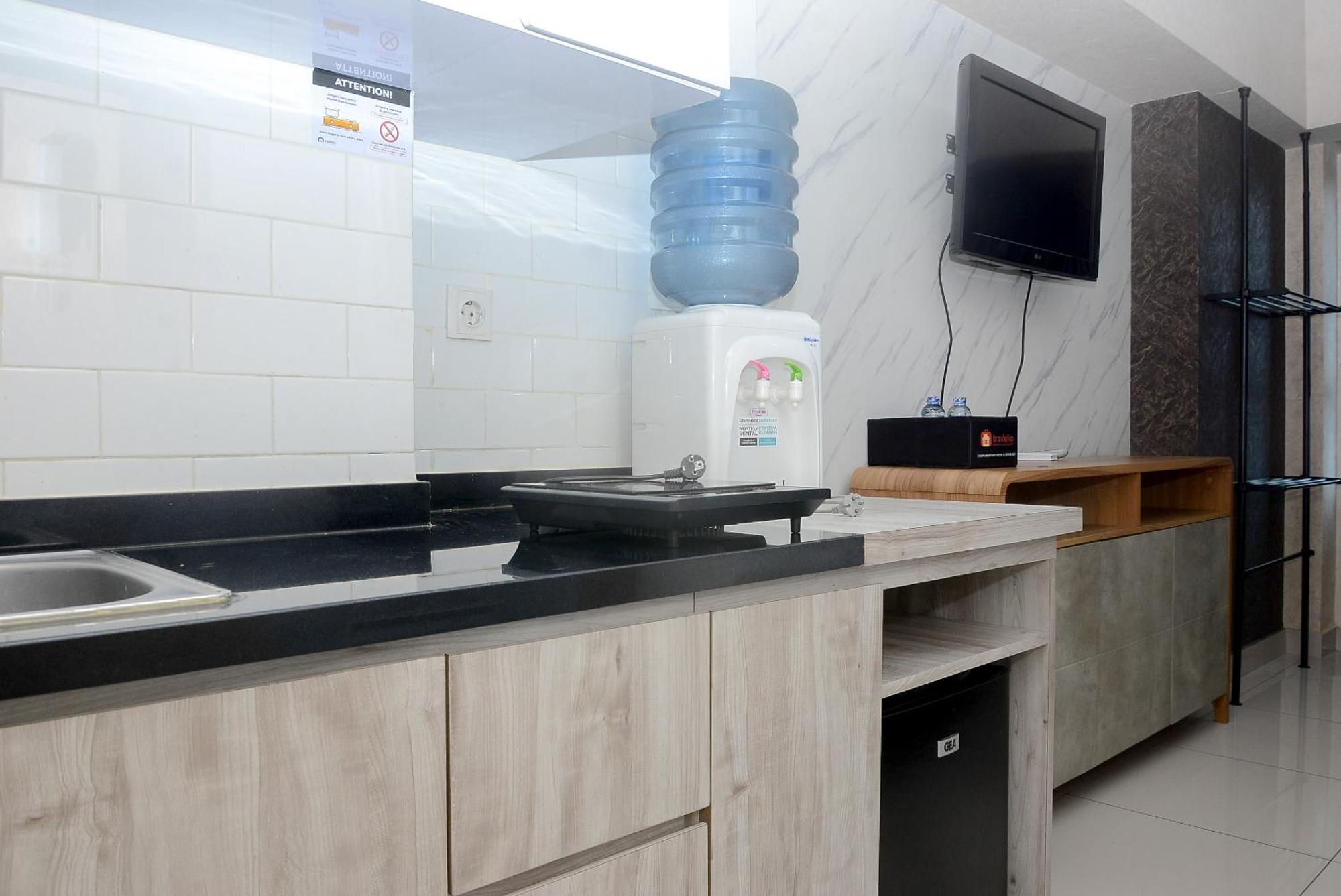 Apartemen Simply At Springlake Summarecon By Travelio